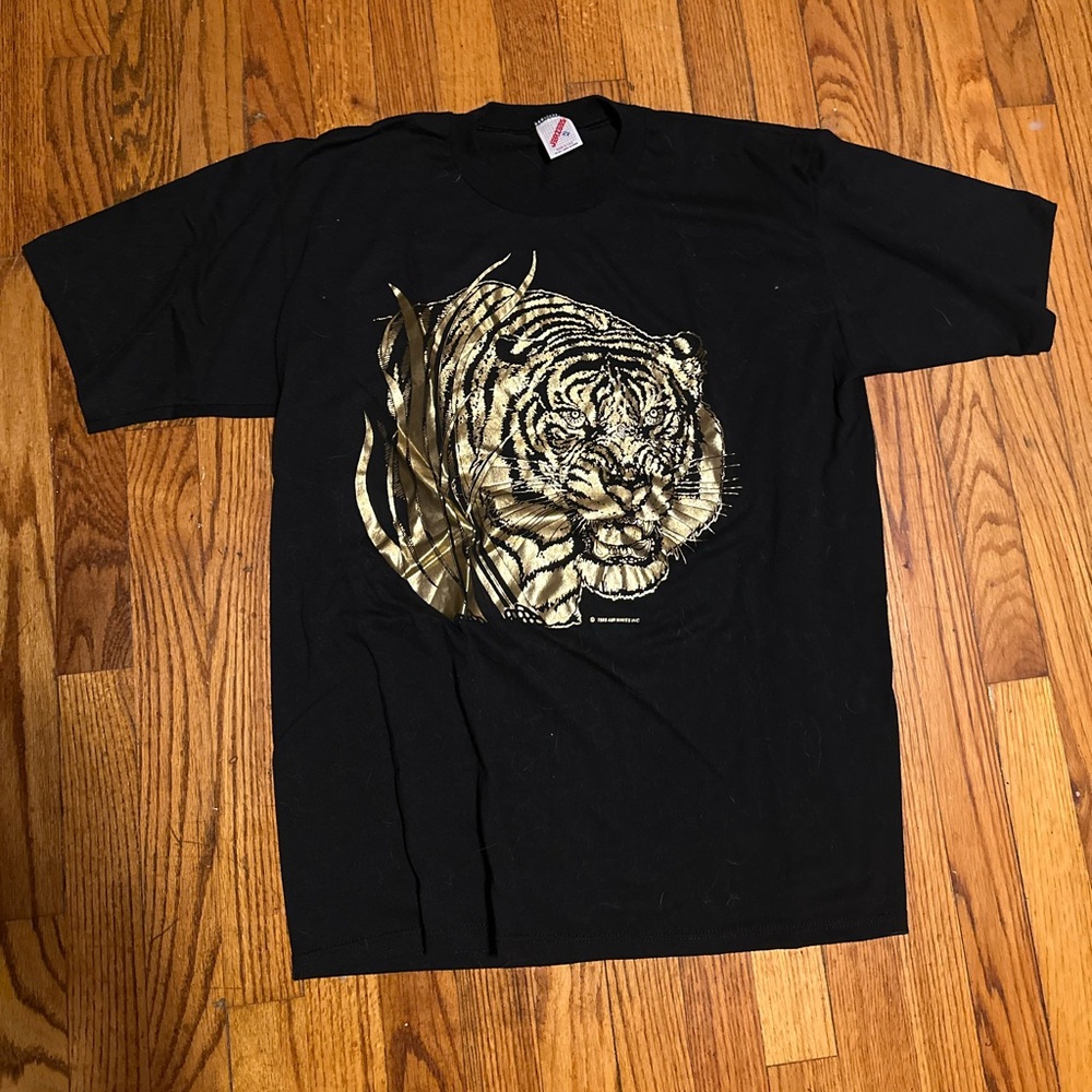 Jerzees SINGLE STITCH Black and Gold Tiger Graphic Men's T-Shirt